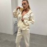 Женский бежевый костюм Loro Piana Premium