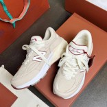 Женские кроссовки Loro Piana x New Balance Premium