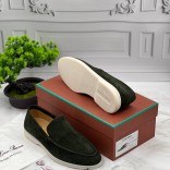 Мужские замшевые лоферы Loro Piana зелёного цвета