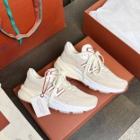 Женские кроссовки Loro Piana x New Balance Premium