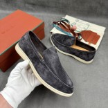 Мужские замшевые лоферы Loro Piana