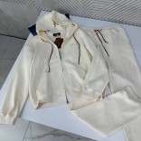 Женский бежевый костюм Loro Piana Premium