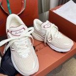 Женские кроссовки Loro Piana x New Balance Premium