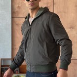 Мужская ветровка Loro Piana зелёного цвета