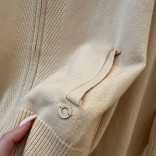 Женский бежевый костюм Loro Piana Premium