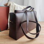 Кожаная сумка Loro Piana 28x15.5 см - Brown