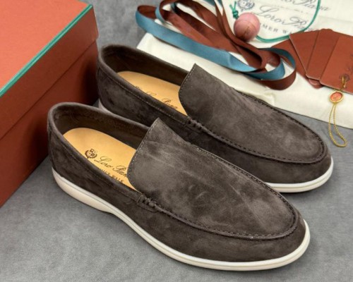 Мужские замшевые лоферы Loro Piana