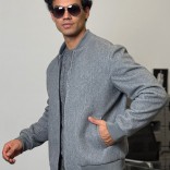 Мужской бомбер Loro Piana серого цвета