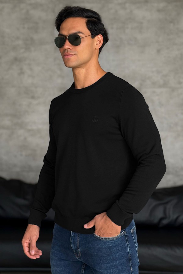 Мужской чёрный джемпер Loro Piana Мужской чёрный джемпер Loro Piana