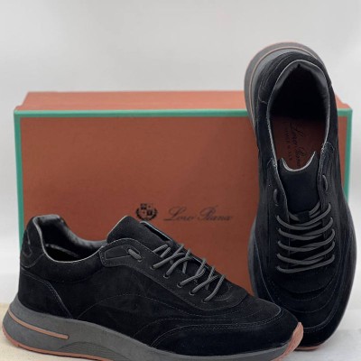 Замшевые кроссовки Loro Piana чёрного цвета