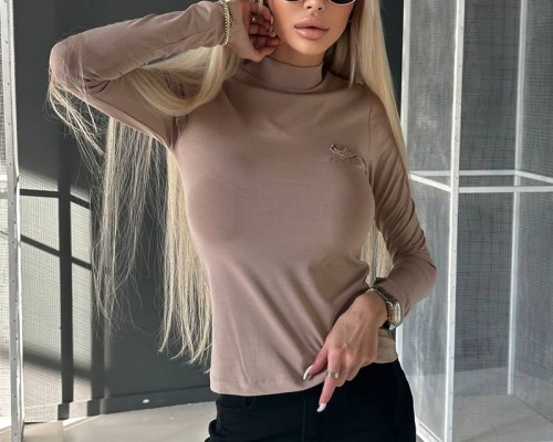 Женская бежевая водолазка Loro Piana