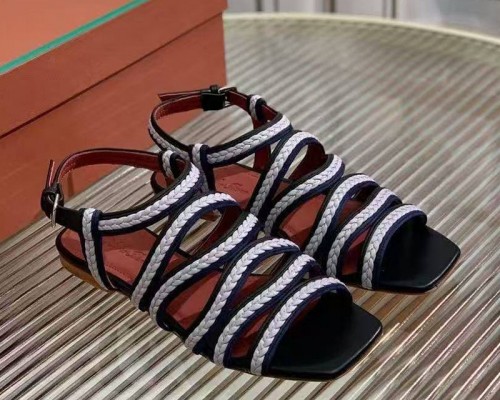 Женские кожаные сандалии Loro Piana Premium