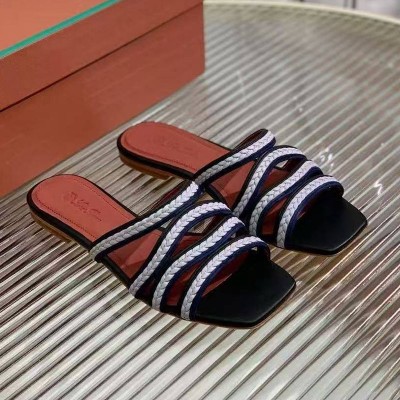 Женские кожаные шлёпанцы Loro Piana Premium