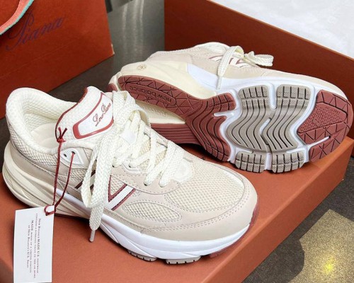 Женские кроссовки Loro Piana x New Balance Premium