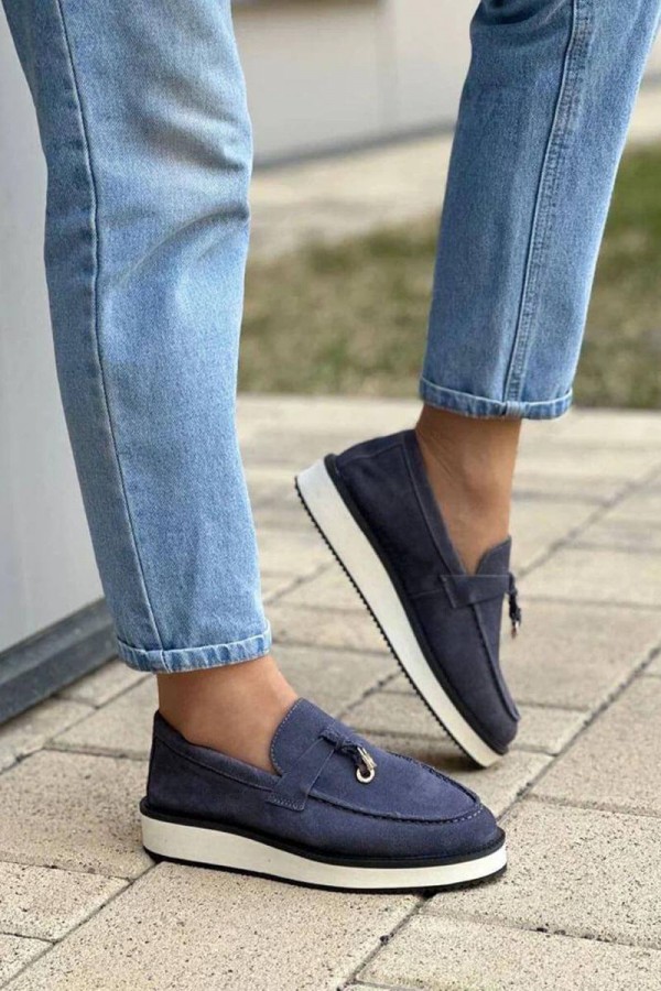 Женские замшевые лоферы Loro Piana